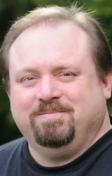 Майкл Робердс