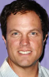 Адам Болдуин